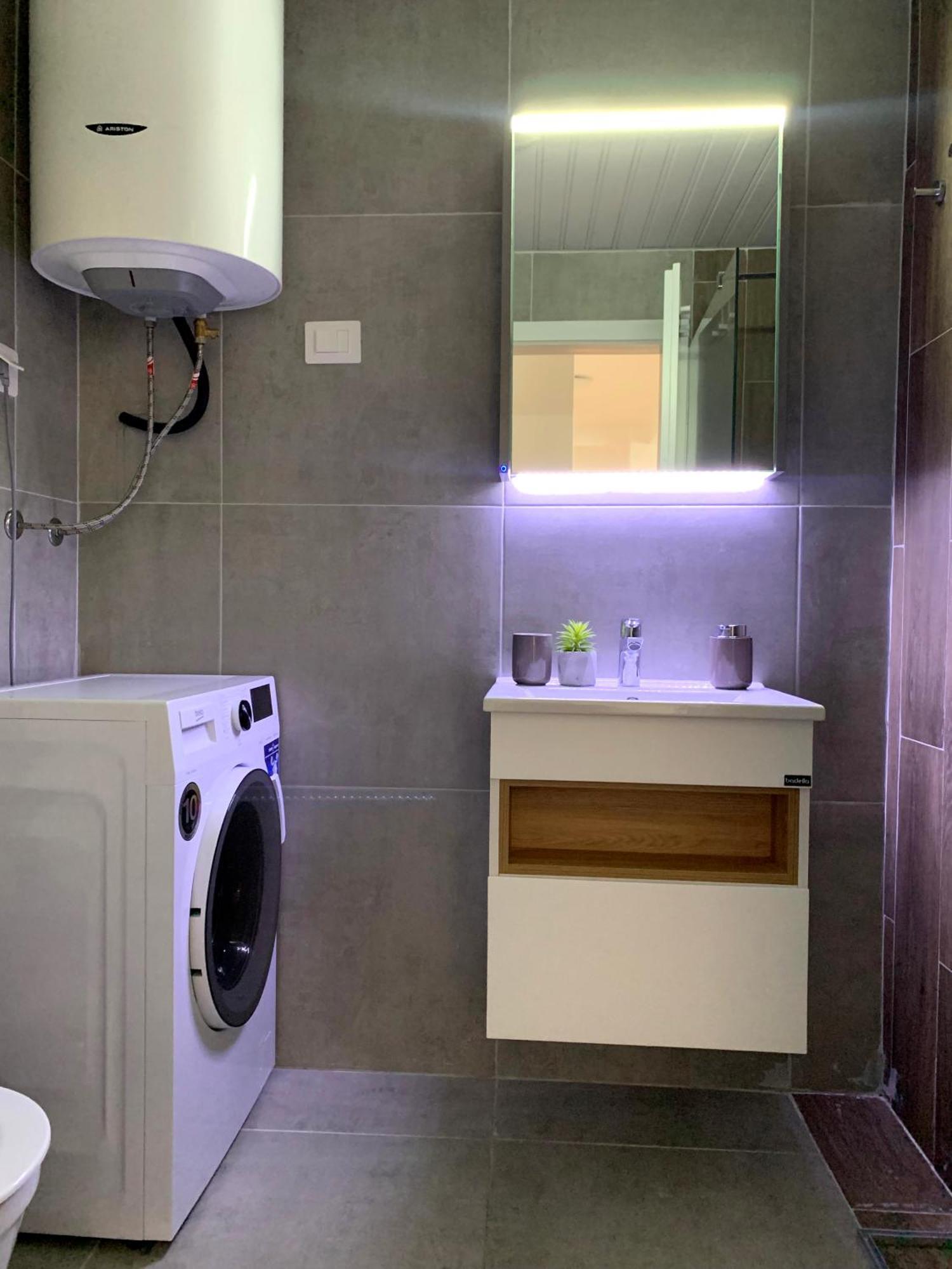 East Gate Moon Loft * Skopje